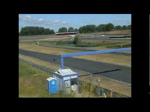 CBX 750 im Moriwaki CBX Kleidchen on track (Oschersleben)