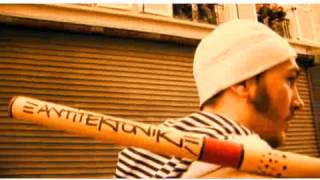 Clip Sexion d assaut anti tecktonik.flv