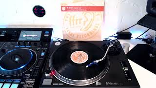 Y Traxx - Mystery Land