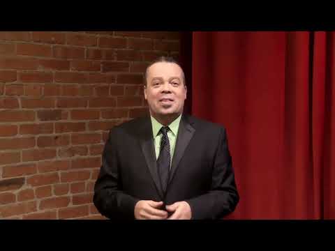 Tom Wright Penguin LIVE Magic