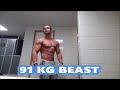 91 kg beast flexing in mirror - Mr.Superduude