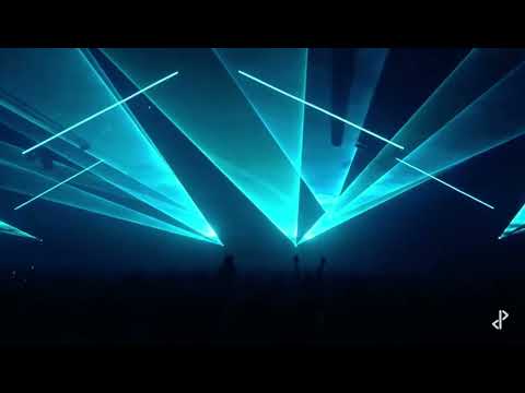 Carl Cox playing Vikthor - Redemption at Creamfields