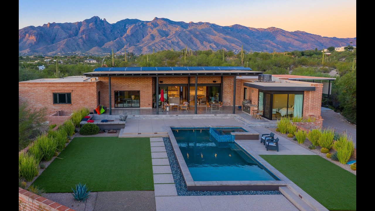 Rare Contemporary Desert Living in Tucson, Arizona|Long Realty