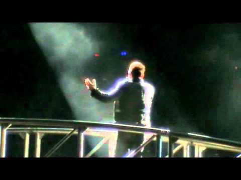 U2 ARGENTINA 2011- In A Little While 02/04/11.wmv
