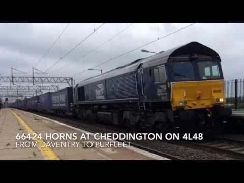 DRS 66424 passes Cheddington on 4L48