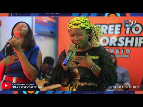 HIGH VOLTAGE IGBO WORSHIP WITH VICKY EBOH  LIVE @ FREE TO WORSHIP (SUBTITLED)