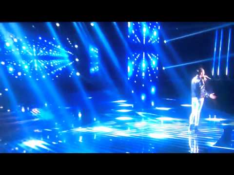 Rylan nails wires - Athlete