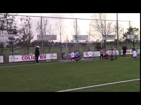 00157 Alphense Boys F11 - Thuis