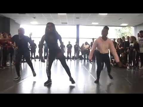 A dança africana mais gostosa do mundo