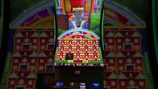 BIG WIN on Huff and Puff Slot Machine!