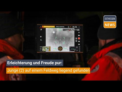 ALHEIM: Erleichterung und Freude pur: Junge (2) auf einem Feldweg liegend gefunden