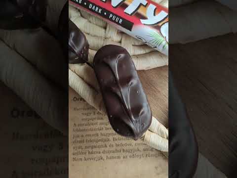bounty dark coconut chocolate bar