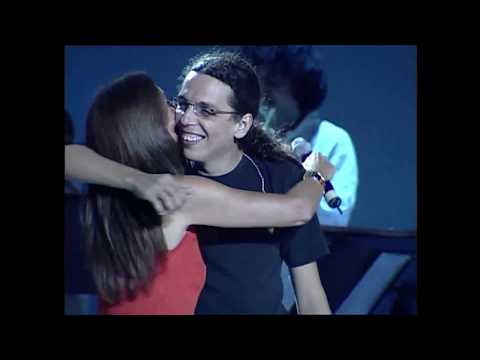 ANA BELÉN/VICTOR MANUEL CON PEDRO GUERRA  -  "CONTAMÍNAME"