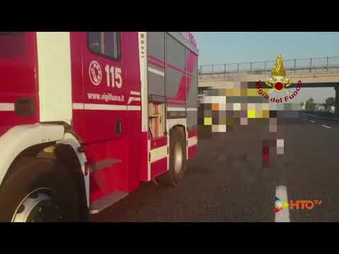 Vigili del Fuoco - Modena Autostrada A1 - Incidente fra mezzi pesanti - www.HTO.tv