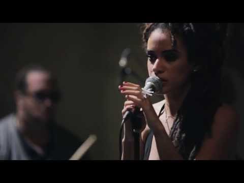 Calma Carmona - Save Me (Live Performance)