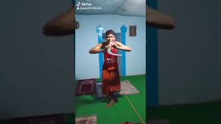 Download lagu Tari ular versi tiktok😂😂 mp3