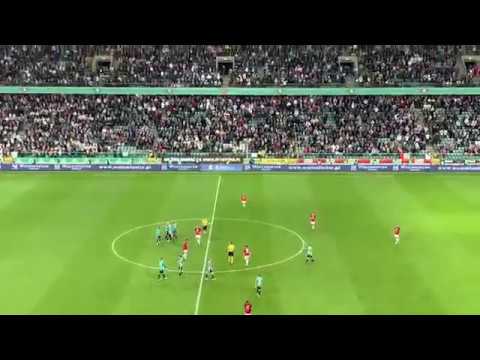 Legia Warszawa - Wisła Kraków. 7-0 dla Legii. Gol Niezgody i sędzia kończy mecz. Kibice wiwatują