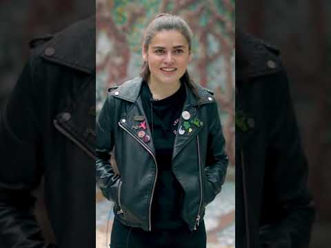 Egresada: Estefanía Lopera, violinista de Aguas Ardientes