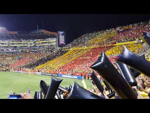 "BARCELONA DE AMERICA!!! Asi lo recibió su hinchada al Idolo en copa libertadores ( 4k UHD )" Barra: Sur Oscura • Club: Barcelona Sporting Club