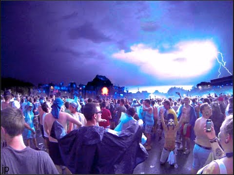 Tomorrowland 2013 - The Incredible Saturday