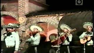 preview picture of video 'Mariachi Sol de América -PENJAMO- Jul-2000-..mpg'