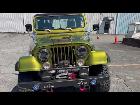 1984 Jeep CJ-8 Scrambler 5-Speed