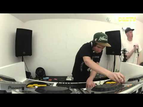 D&BTV 205 x Diffrent Music "Arkaik & MCXL" (11th July 2012)