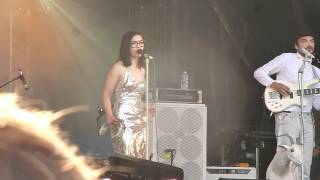 BRIGITTE "Big Bang (au pays des candides)" à Beauregard 2012