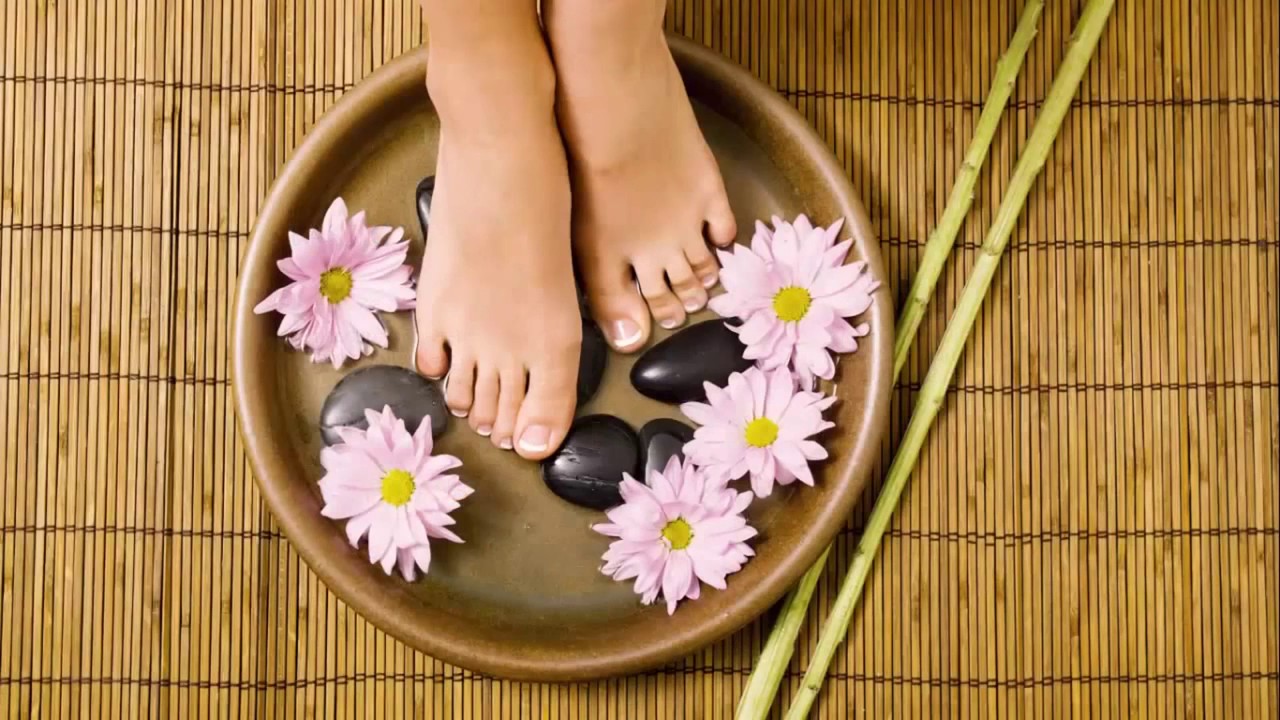 Massage Services Free PowerPoint Template