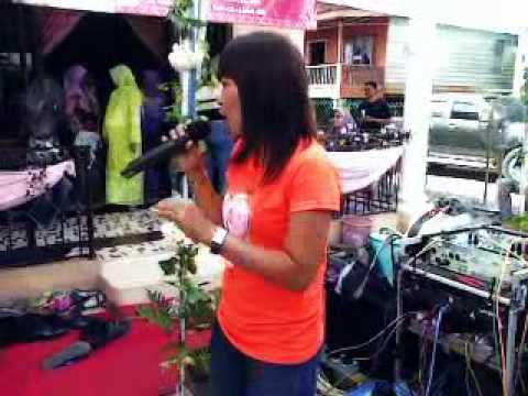 Salma MENTOR 5 2011 - Listen (LIVE)