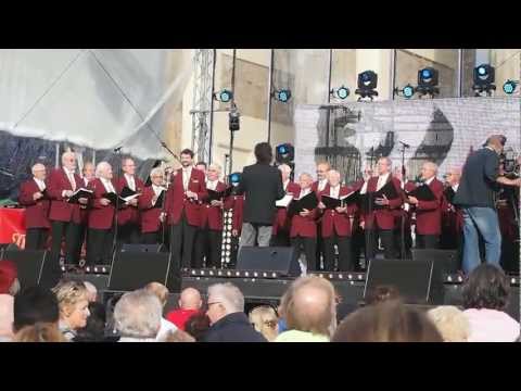 Sonari Chor Berlin (Ring of Fire)