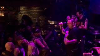 The Varukers - March of the S.A.S.