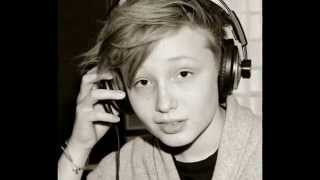 Isac Elliot - Parachute