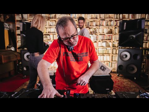 Hugo LX, Marina Trench & Melik |  One More Tune