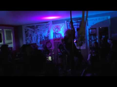 CUNTROACHES @ La Comedia - Montreuil