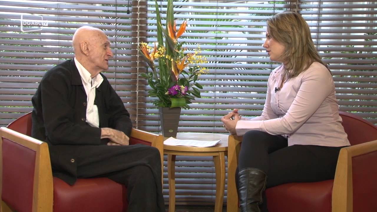 Ariano Suassuna faz aniversário hoje e concede entrevista exclusiva para DGABC TV; veja vídeo