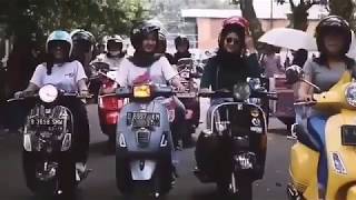 Download lagu Touring Vespa cantik lagu memori berkasih cover Reggae mp3 Download lagu Touring Vespa cantik lagu memori berkasih cover Reggae mp3