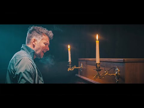 WHALE CITY - Breathe Again (Official Video)