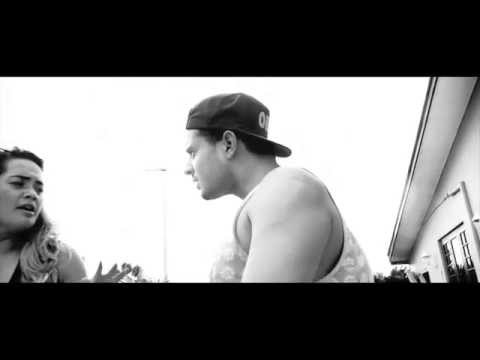 Lady Bee feat. Feliciana – Too Girlie (Lyric Video)