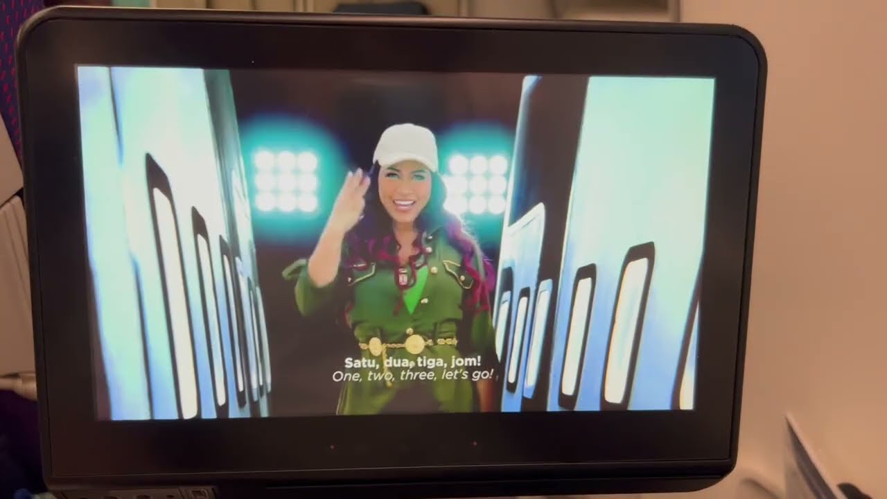 China Airlines Dynasty Lounge thumbnail