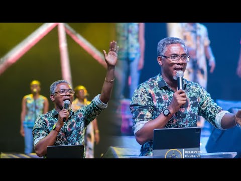 Powerful Worship moment by Apostle Abraham Lampety. You will feel the Presence of God after watching