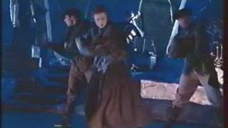 10. Tristana - Mylène Farmer (En Concert 89)