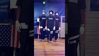 Download lagu Hip Hop Robot Dance mp3