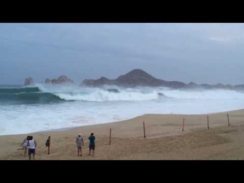 Hurricane Blanca Cabo San Lucas Unexpected Massive Wave Nearly Washes Away the People