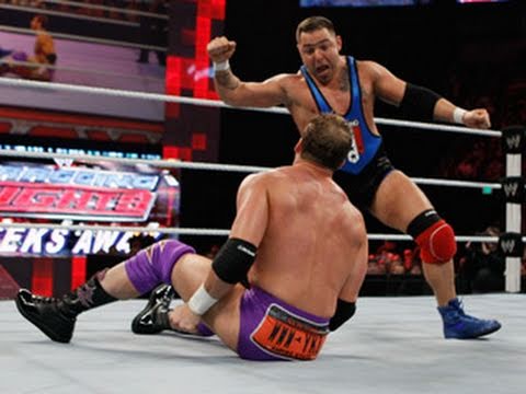 Raw: Santino Marella vs. Zack Ryder - WWE Bragging Rights Qualifying Match