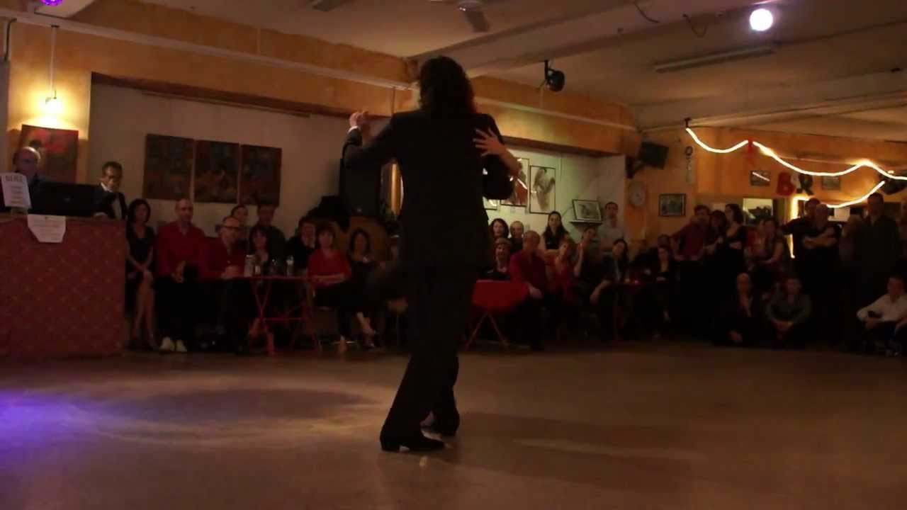 Virginia Uva & Cesar Agazzi tangueando 2013 4