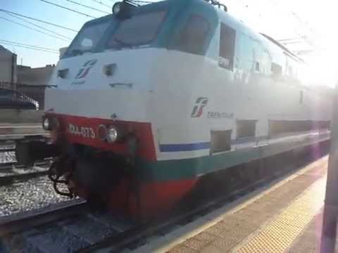 E444.073 partenza con intercity da Molfetta