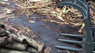 Máy xúc lật kẹp gỗ chất lượng cao - 0833.438.333