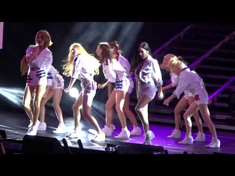 150808 (KCON 2015 NY): Girls' Generation "Catch Me If You Can"