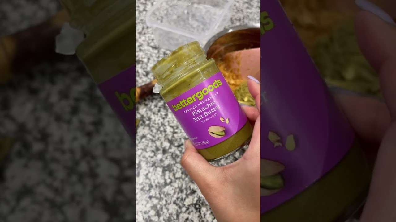 Making the viral Dubai chocolate strawberry cup #dubaichocolate #baking #recipe #yummy